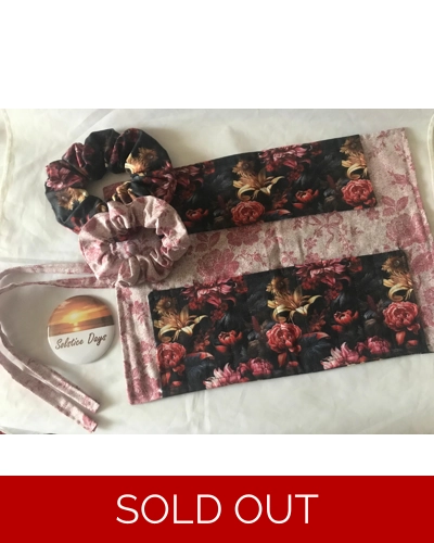 Handmade Black Floral Make Up Brush Roll Storage Case Handmade Black Floral Make Up Brush Roll Storage Case